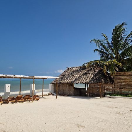Uroa Zanzibar Vera Beach Hotel By Moonshine Dikoni Δωμάτιο φωτογραφία