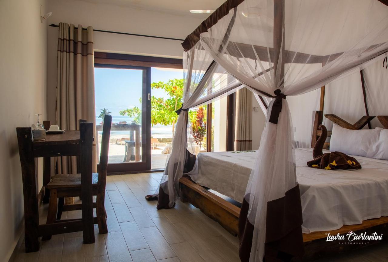 Uroa Zanzibar Vera Beach Hotel By Moonshine Dikoni Εξωτερικό φωτογραφία