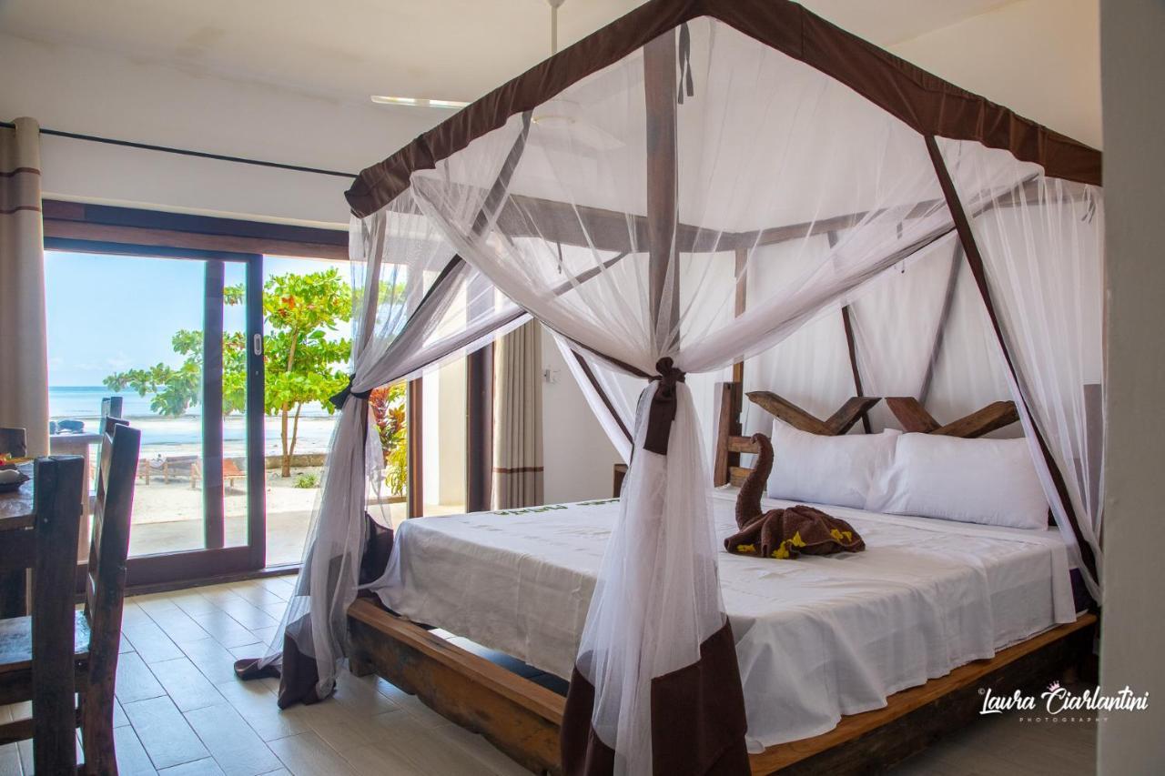 Uroa Zanzibar Vera Beach Hotel By Moonshine Dikoni Εξωτερικό φωτογραφία
