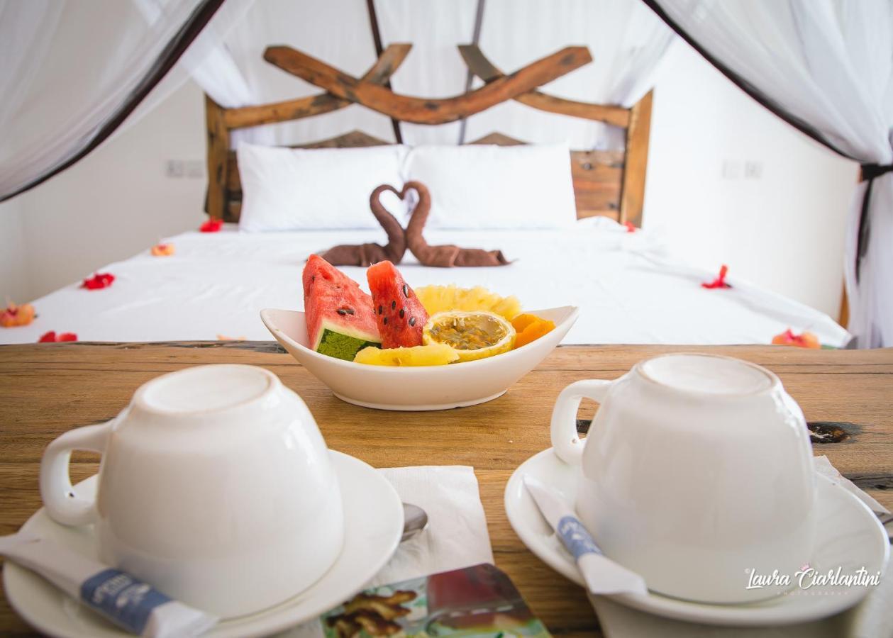 Uroa Zanzibar Vera Beach Hotel By Moonshine Dikoni Εξωτερικό φωτογραφία