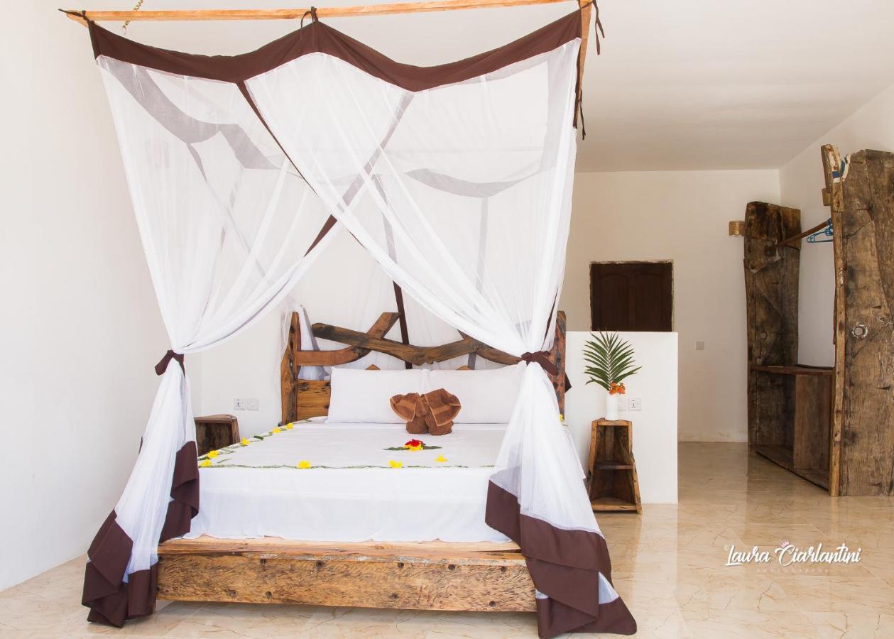 Uroa Zanzibar Vera Beach Hotel By Moonshine Dikoni Εξωτερικό φωτογραφία