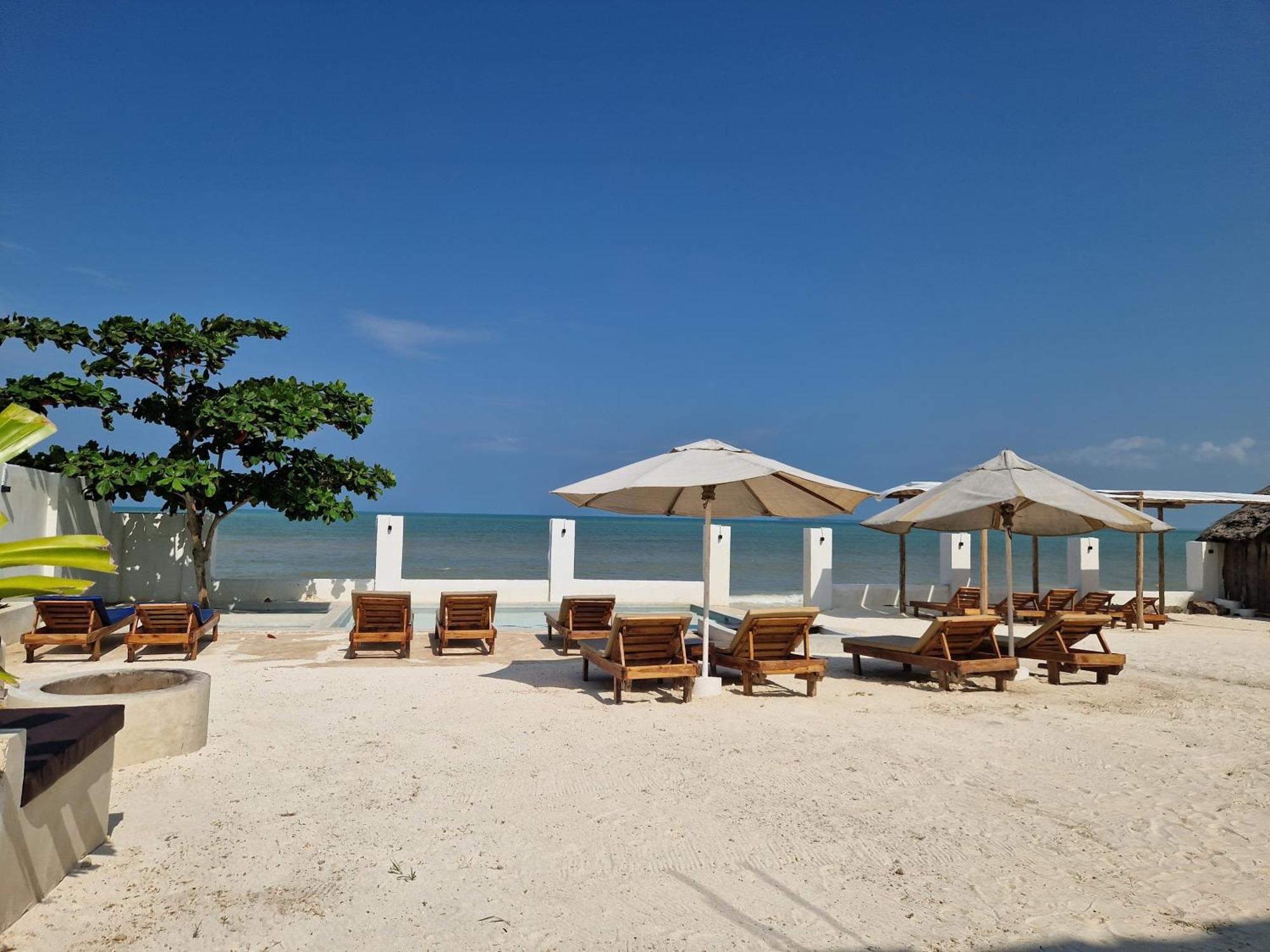 Uroa Zanzibar Vera Beach Hotel By Moonshine Dikoni Δωμάτιο φωτογραφία